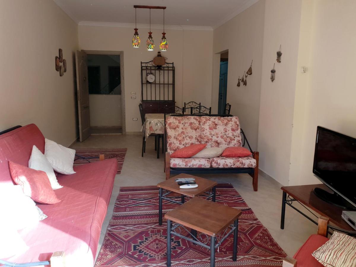 British Resort Pool View Apartments Hurghada Ngoại thất bức ảnh