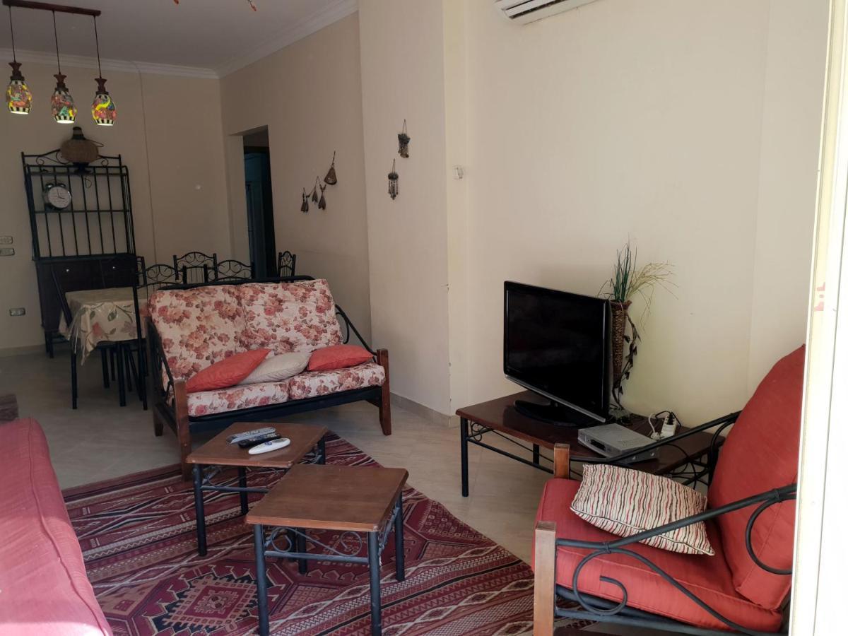 British Resort Pool View Apartments Hurghada Ngoại thất bức ảnh